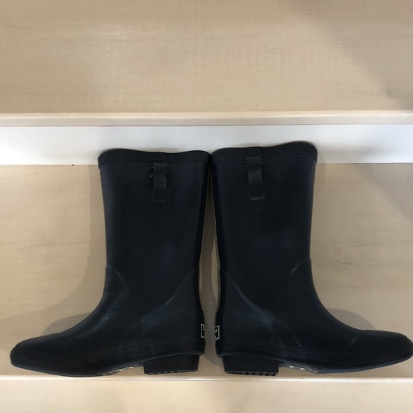 𝅺LL Bean rain boots Wellie style with pull tabs - Picture 6 of 8